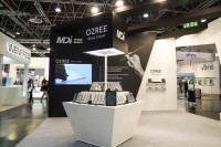 革新的ガラスカッター「OZREE」、三星ダイヤモンド工業が絶賛の波に！