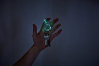 日本の職人技が生んだ新感覚カラビナ「Dura-glow」、2025年7月に先行販売予定