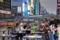 「道頓堀　屋台村　祭」：新出店と特設ステージの完成でさらなる盛り上がりへ