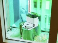 家庭用ロボット「DEEBOT mini」が新生活のパートナーに - BTSの新製品発売