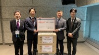 OSSTEM JAPANが日本顎咬合学会に自社製デンタルフロス800個を寄贈