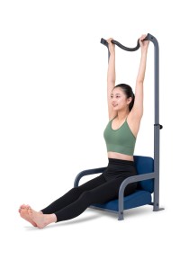 「ReSTReTCH」が新型ぶら下がりチェアを発売