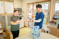 兵庫県小野市のこころ鍼灸整骨院が熱中症予防スタート: 地域の保育園に経口補水液を寄付