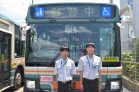 若干19歳の運転手が登場！西武バスに埼玉県初の若手運転手が誕生