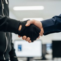 ALSOK 物理ペネトレーションテスト：BarrierCrackが技術協力