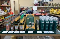 横浜中華街の人気開運ショップ「龍」で、台湾の伝統的なルームフレグランス「明星花露水」がフルラインナップで登場