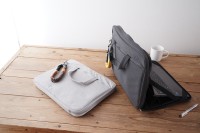 便利さとデザイン性を両立した「そのまま使えるPCケース」、株式会社ピカキュウから新発売