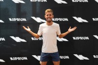 フランス代表ランナー、ジミー・グレシエ選手と一緒に走る、KIPRUN特別イベントを盛況のうちに開催