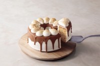 横浜キャラメルラボ、新青葉台店舗で「キャラメリィシフォン」先行販売開始！