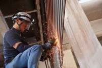 全国的な熊被害拡大に対処「オールシャッターサービス」が物理的防御の重要性を訴え