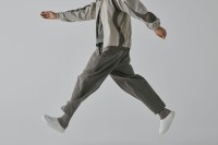 街歩きもフィットネスに、「KAMOLEG 3.0」通勤・買い物・ジム通いまであらゆるシーンで運動効果が得られる新たな足元の提案