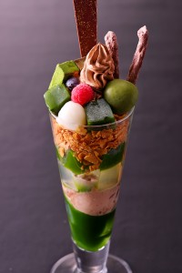 宇治の伊藤久右衛門が冬の季節限定「抹茶チョコレートパフェ」を提供開始