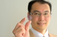 東京工芸大学、光透過型アンテナの開発に成功　 放射効率と透明性が極めて高く5G/6G通信の新しい可能性を開拓