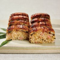 老舗「日本橋ゆかり」監修、山田水産の「うなぎ棒寿司」が食卓を彩る！