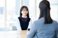 少子化でも医学部人気は上昇、女子生徒の医学部志望が5年で140%増