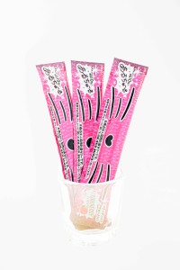 日本初！スティック型アルコールゼリー「あるちゅーる」に新フレーバー「ストロベリー味」が登場