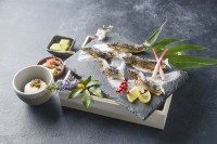 岐阜・郡上「みやちか」で天然鮎の個性を堪能！5月限定「天然鮎食べ比べBOX」提供開始