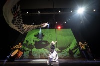 葛飾北斎の生涯を描く舞台『The Life of HOKUSAI』、日本凱旋公演盛況とフランス公演決定