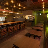 横浜駅西口に新飲食スポット誕生！大衆酒場とカフェレストランの2店舗が同時オープン