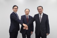 ミツバ、東洋電機製造、泰平電機が次世代移動体用電気式ドアシステムを共同開発