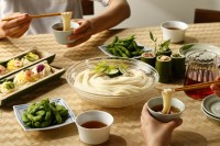 オカベ、夏季限定「極細めん」最終販売と「香る柚子つゆ」販売開始のお知らせ