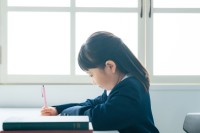 日能研関西、小学1・2年生向け「ネクサス」と「読み書きラボ」で夏期講習開講