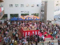 御影クラッセで恒例の夏まつり開催