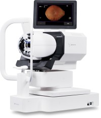 トプコンの超広角眼底撮影装置が欧州医療機器規則に基づきCEマーキングを取得