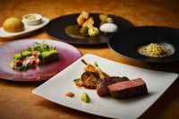 リーベルホテル大阪のCafe & Bar LIBERがディナーメニューを刷新