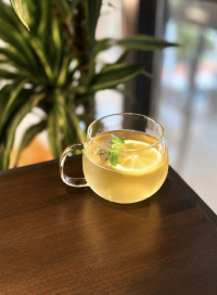 大阪市北区のDining cafe & bar GAGAが熱中症対策でソルティーレモンジュースを無料配布