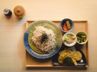 名古屋駅徒歩5分に「生ひやむぎ専門店 穂の間」がオープン