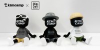 ケツメイシのキャンプブランド「KTM CAMP」と「Shim.Craft」がコラボフィギュアを発売