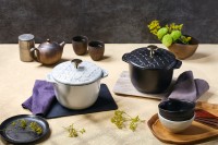 ストウブとディノスが共同企画「ストウブ 七宝 リミテッドエディション」を発売