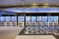 地域限定商品に出会える自販機「ガチャCAN」全国100台を突破
