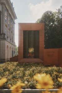 Kohler and Flamingo Estate Create a Sculptural Bathhouse Rooted in Ritual, Nature, and Craft at Milan Design Week