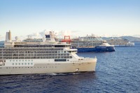 Royal Caribbean Groupは、Royal Caribbean International、Celebrity Cruises a、Silverseaの各ブランドで業界初のロイヤリティ・ステータス・マッチ・プログラムを導入