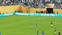 Hisense、FIFA Club World Cup 2025™スタジアムに「HISENSE 100 TV、GLOBAL No.1」を表示、市場におけるリーダーシップをアピール