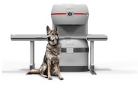 Esaote、ECVS 2025で新世代の獣医用MRI、Vet-MR Grande ELITEを発表