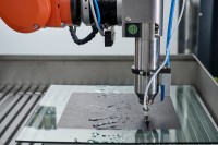 Plasmatreat Introduces HydroPlasma®: 高性能表面洗浄における持続可能なブレークスルー