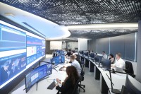 製造部門がサイバーリスクの増大に直面する中で、サイバーセキュリティ専門家の61%がAIの導入を計画