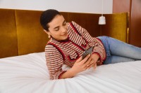 BCGとVestiaire Collectiveによる新しいレポートが、リセール市場を再形成する世界的なトレンドを明らかに