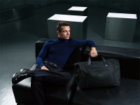 トゥミ 次世代「TUMI ALPHA」コレクションを発表 ランド・ノリスとウェイ・ダーシュンを起用したキャンペーンを1月22日に始動