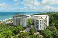 五感を呼び覚ます：WorldHotels Long Beach Resort Phu Quocで味わう、ゴールデンアワーの特別なひととき