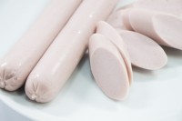 猛暑で進行する夏フレイルとは？ 運動と魚肉ソーセージで守る健康習慣