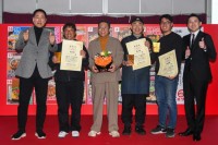 鍋スープで商品化も！ 初開催の「全国鍋総選挙 in 横浜赤レンガ倉庫」で“日本一映えない鍋”が頂点に