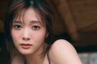 櫻坂46 田村保乃2nd写真集　『隣の席になりたい』先行カット第8弾公開！　シックな水着で“クールほの”に変身！！