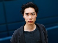 『虎に翼』に出演・戸塚純貴　コラボ書籍『登場人物未満』発売！　戸塚は「さらに僕を好きになって欲しい」