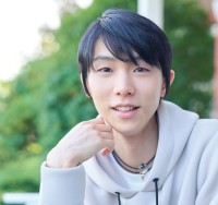 本日発売！　『YUZURU Ⅳ 羽生結弦写真集』　貴重なオフショットも満載！！