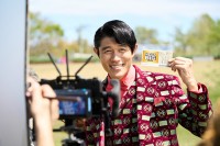 鈴木亮平出演！　『MEGA BIG』新TVCM公開！！　鈴木「こんな大掛かりな撮影とは思わなかったですね」