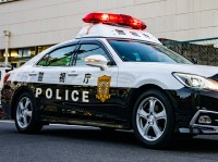 団地の階段から『女子児童の水着姿』盗撮　都立学校教諭(44)逮捕　犯行のために「学校を休職」か…